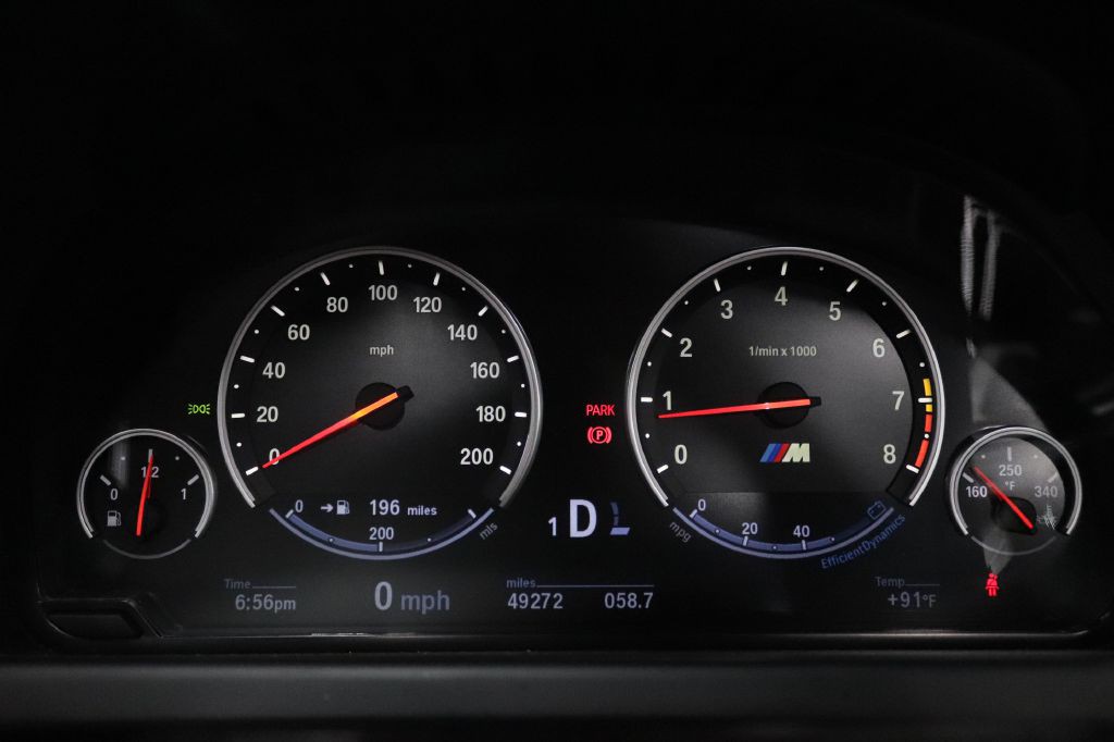 2012 BMW M6 Image 36