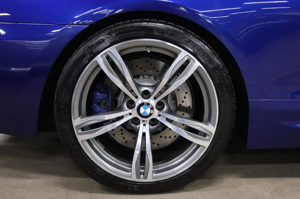 2012 BMW M6 Image 40