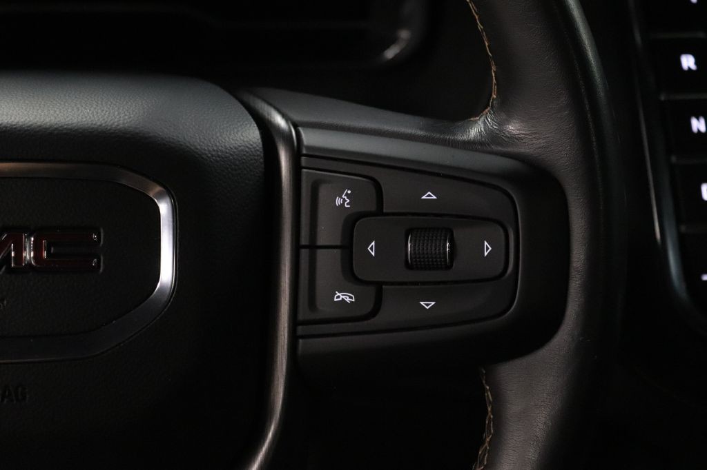 2022 GMC Yukon Image 29