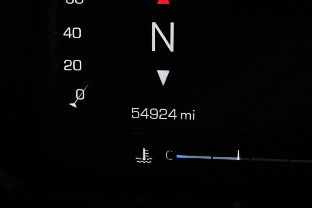 2022 GMC Yukon Image 36