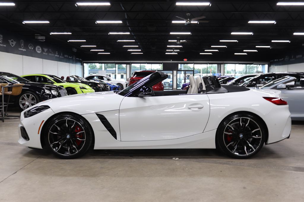 2025 BMW Z4 Image 4