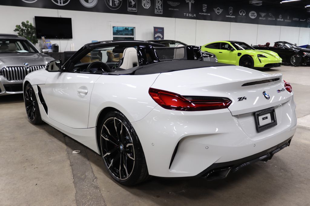 2025 BMW Z4 Image 6