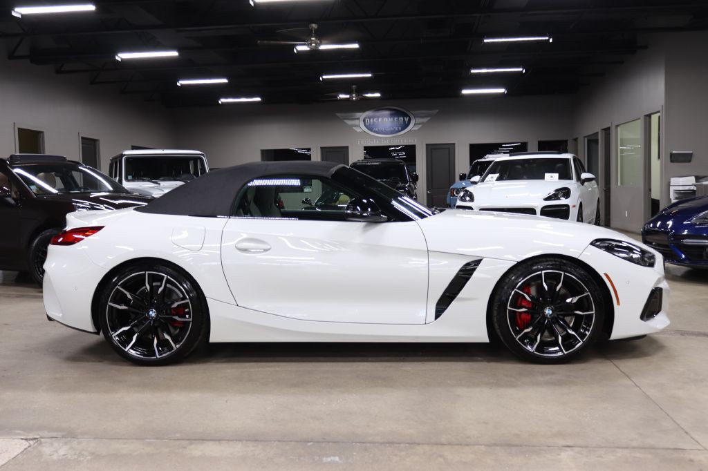 2025 BMW Z4 Image 11
