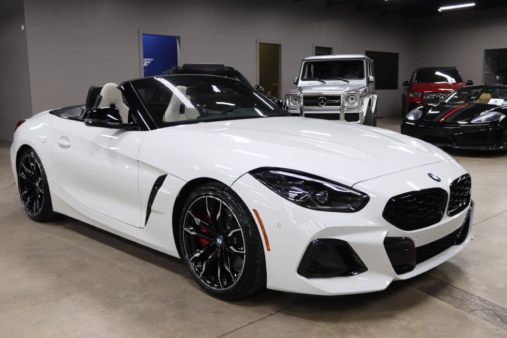 2025 BMW Z4 Image 14
