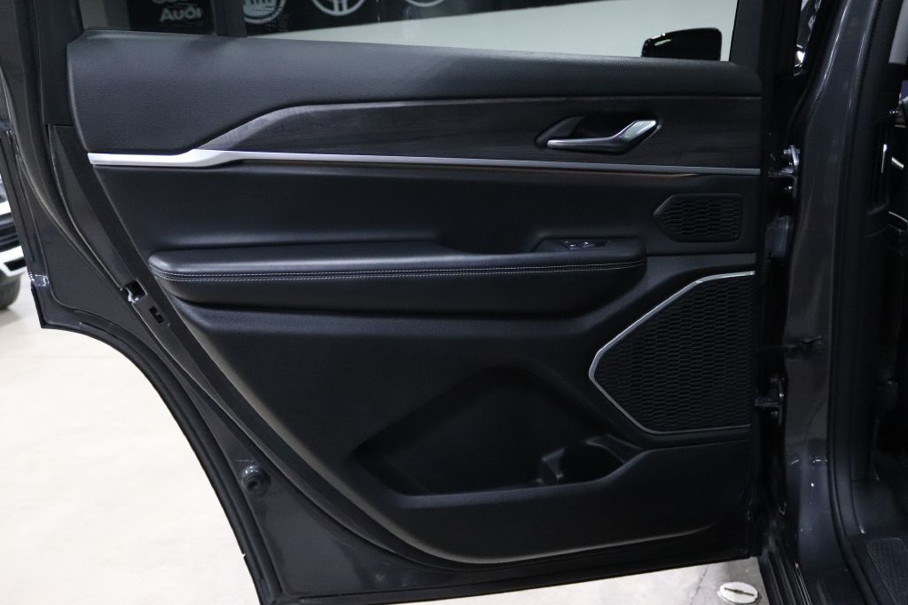 2021 Jeep Grand Cherokee Image 13