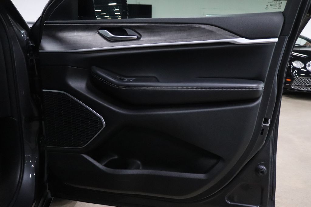 2021 Jeep Grand Cherokee Image 22