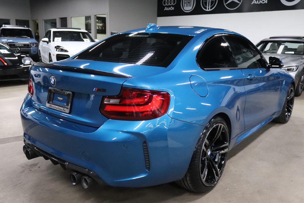 2017 BMW M2 Image 6