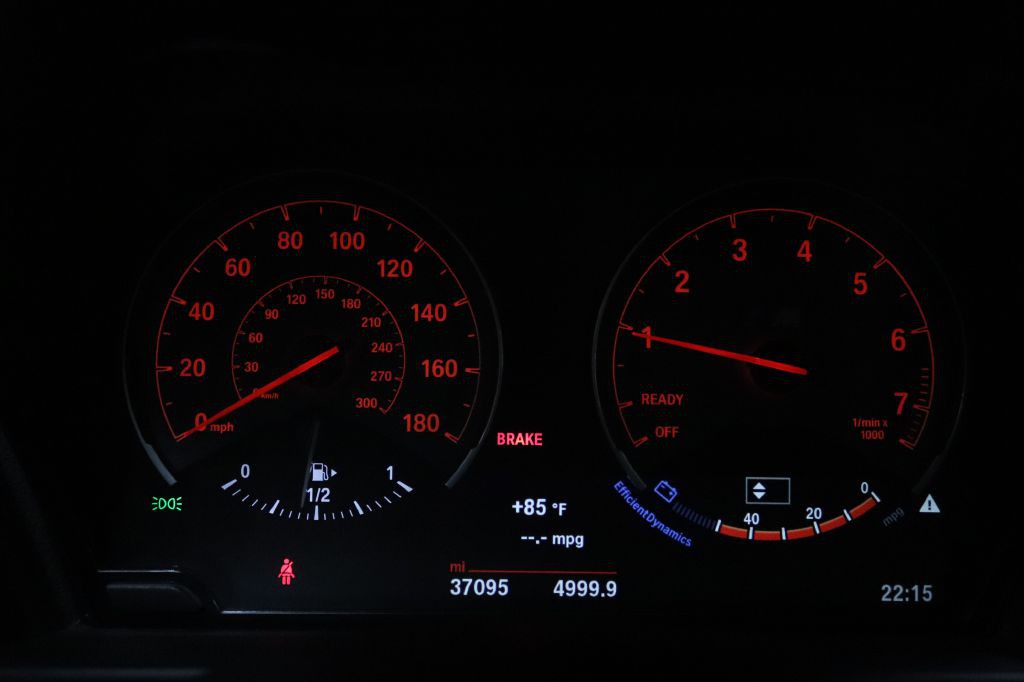 2017 BMW M2 Image 29