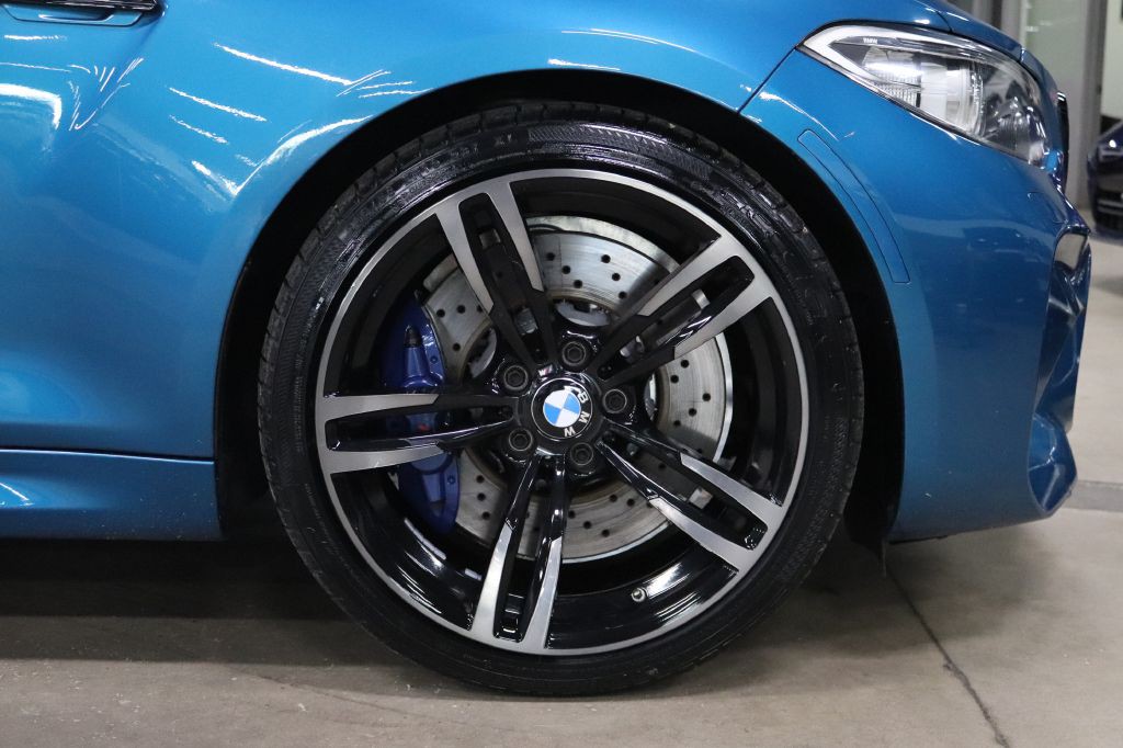 2017 BMW M2 Image 34
