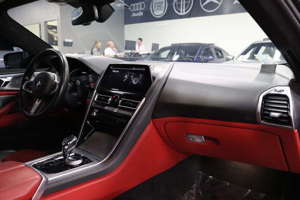 2019 BMW 8 Series Image 17
