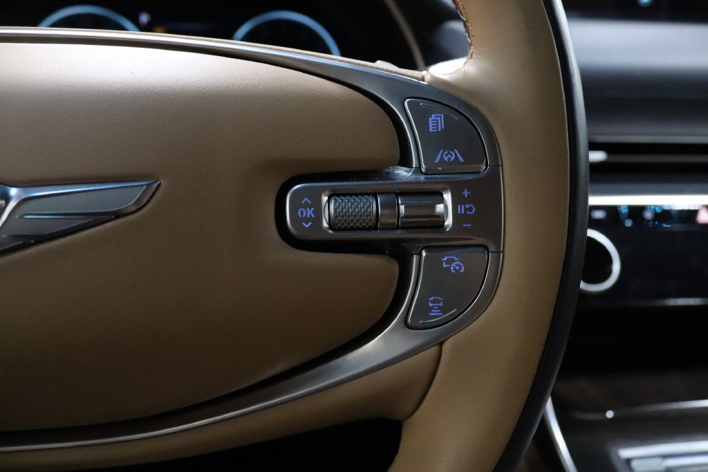 2024 Genesis GV80 Image 13