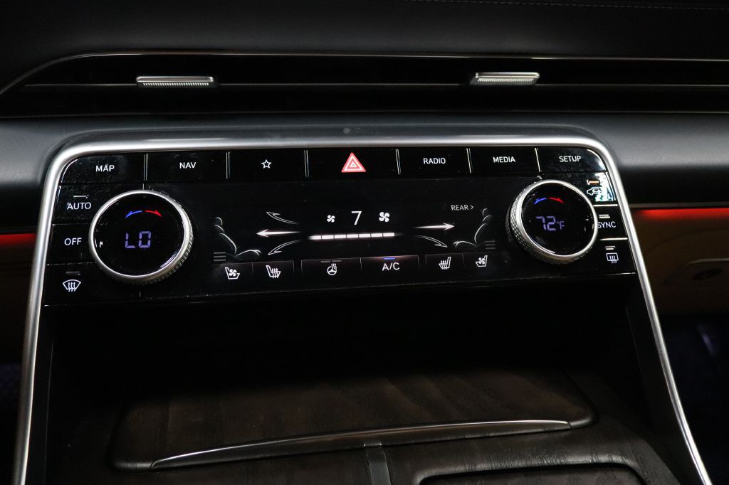 2024 Genesis GV80 Image 19