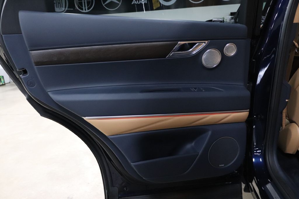 2024 Genesis GV80 Image 21