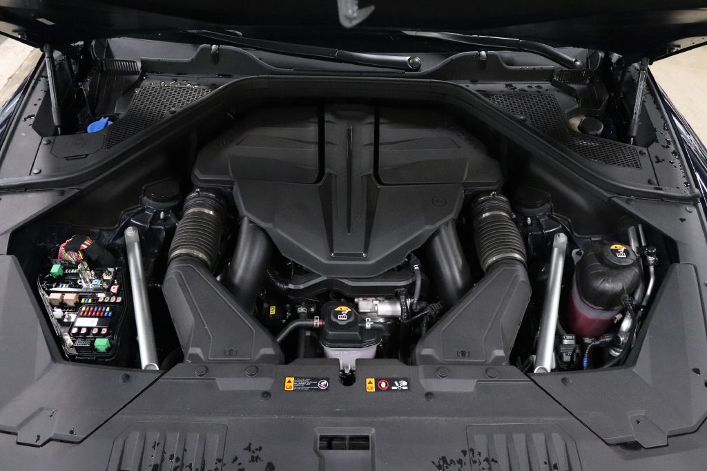 2024 Genesis GV80 Image 32