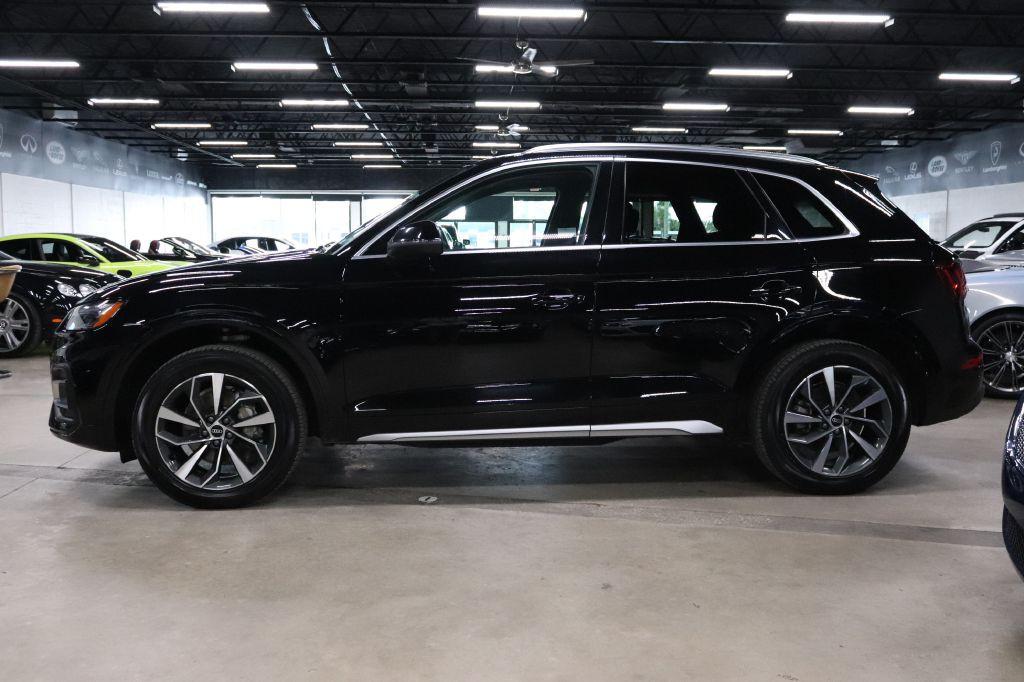 2021 Audi Q5 Image 2