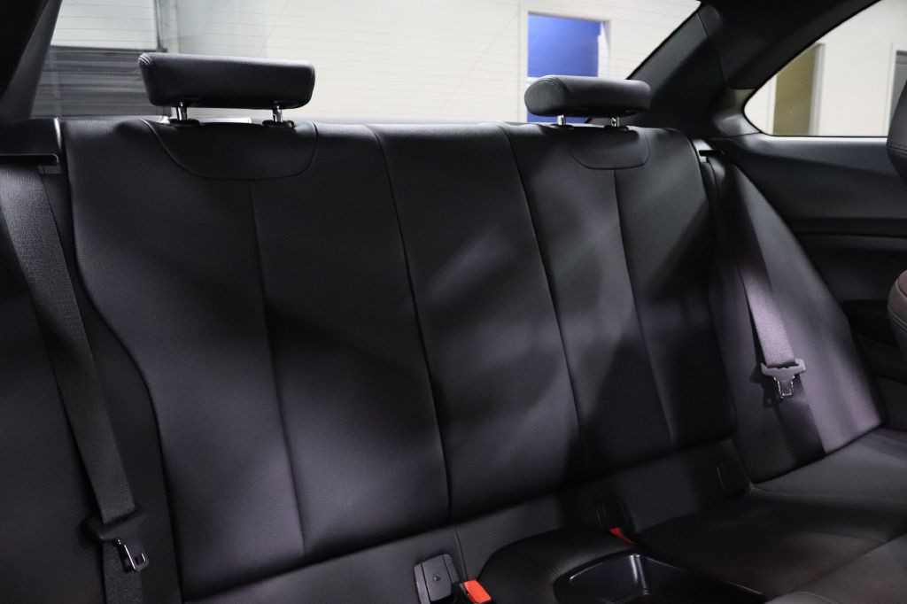 2018 BMW 2 Series Image 27
