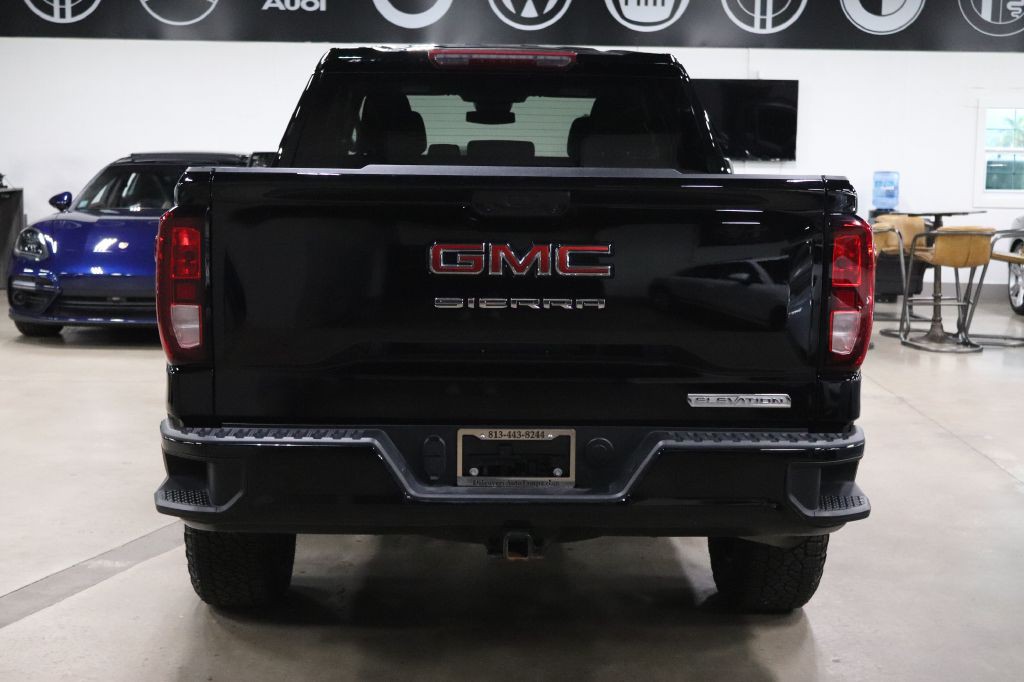 2023 GMC Sierra Image 4
