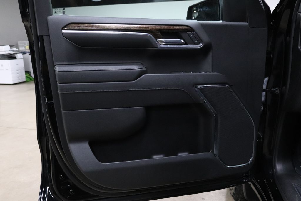 2023 GMC Sierra Image 9