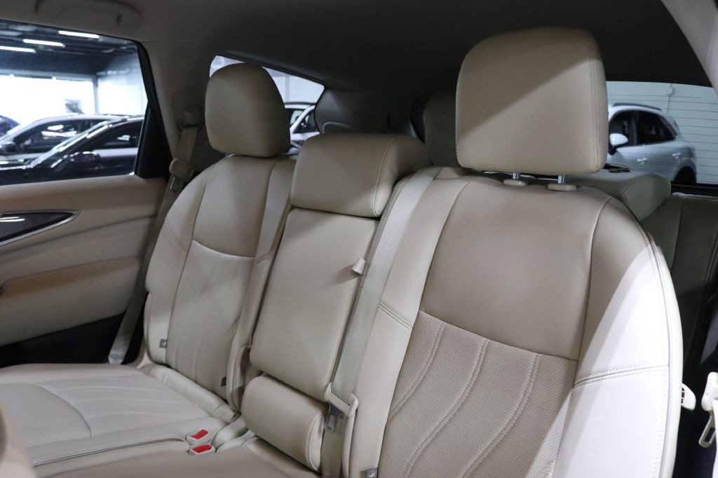 2017 INFINITI QX60 Image 15