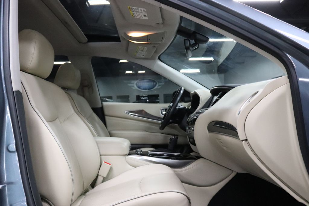2017 INFINITI QX60 Image 23