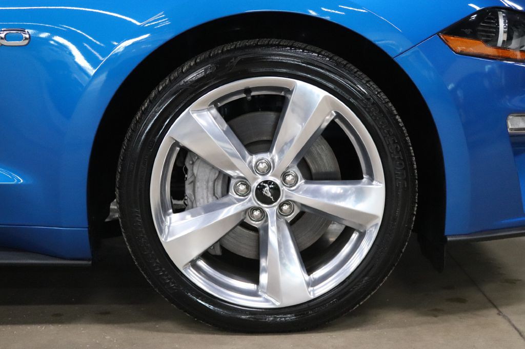 2019 Ford Mustang Image 40