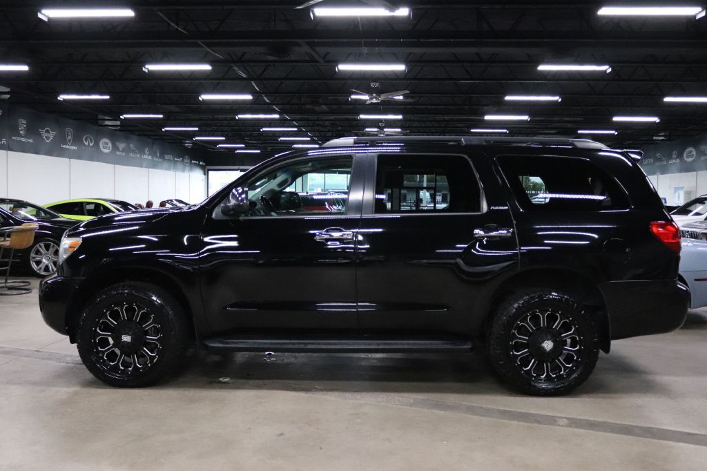 2014 Toyota Sequoia Image 2