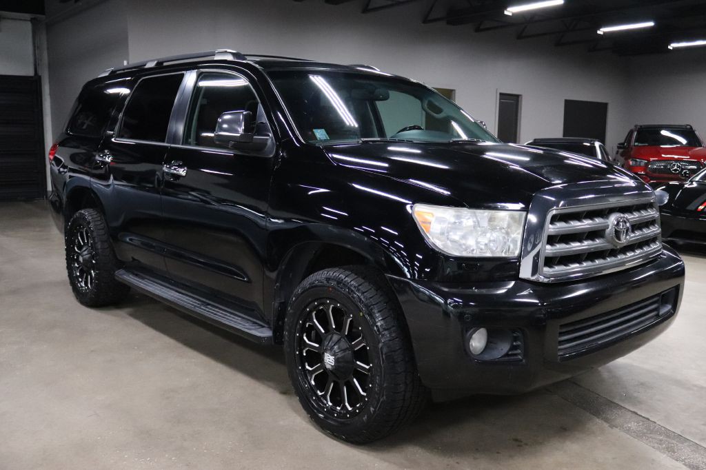 2014 Toyota Sequoia Image 7