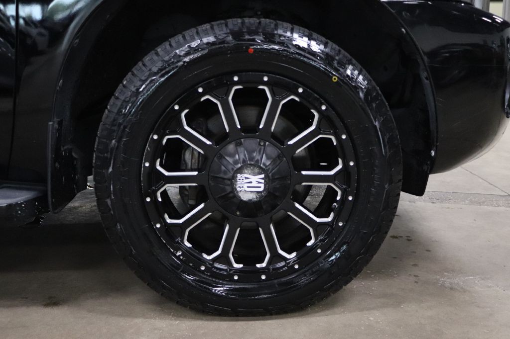 2014 Toyota Sequoia Image 43