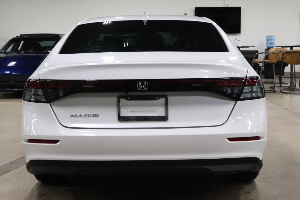 2023 Honda Accord Image 4