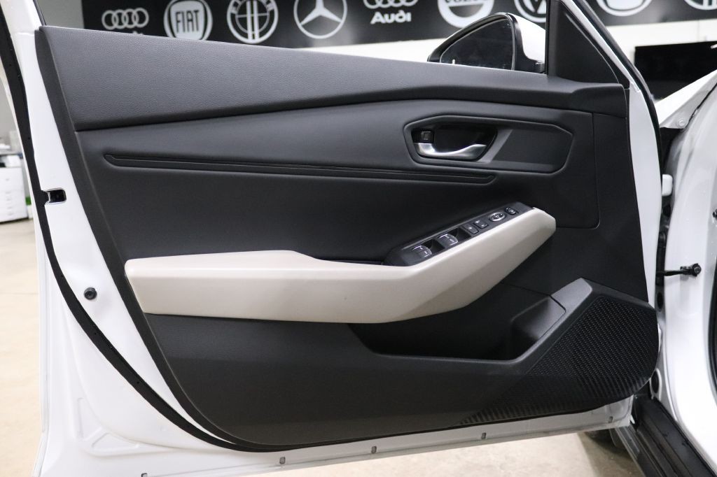 2023 Honda Accord Image 9
