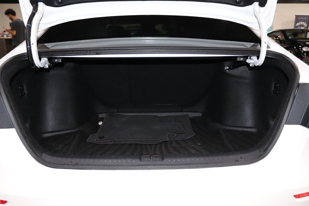 2023 Honda Accord Image 25