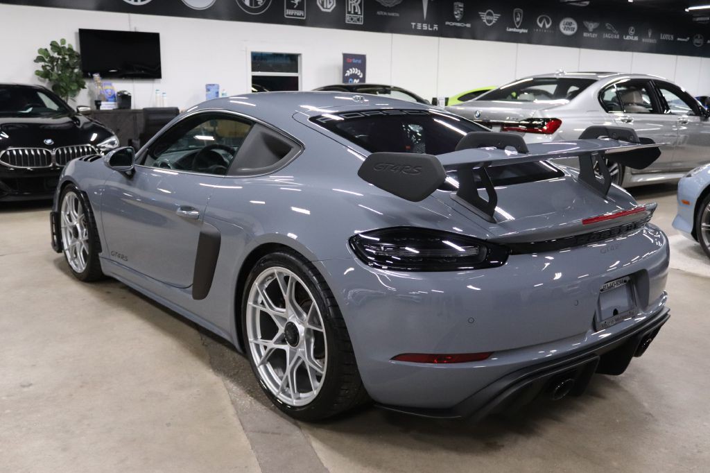2023 Porsche Cayman Image 3
