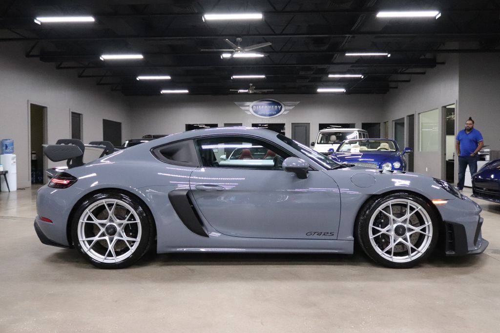 2023 Porsche Cayman Image 7