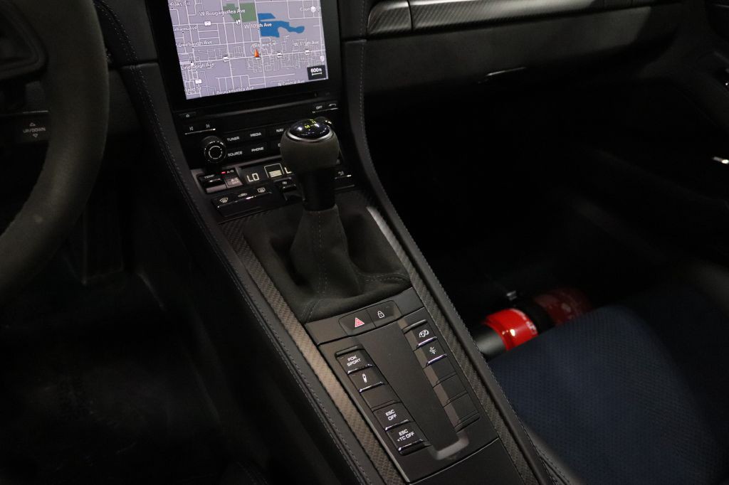 2023 Porsche Cayman Image 26