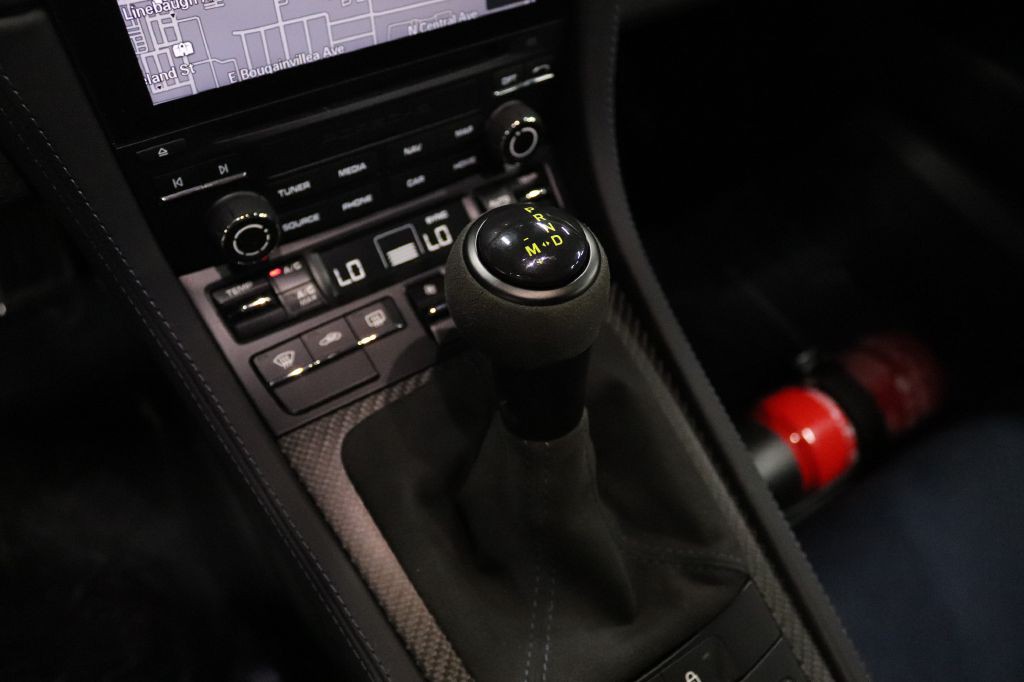 2023 Porsche Cayman Image 27