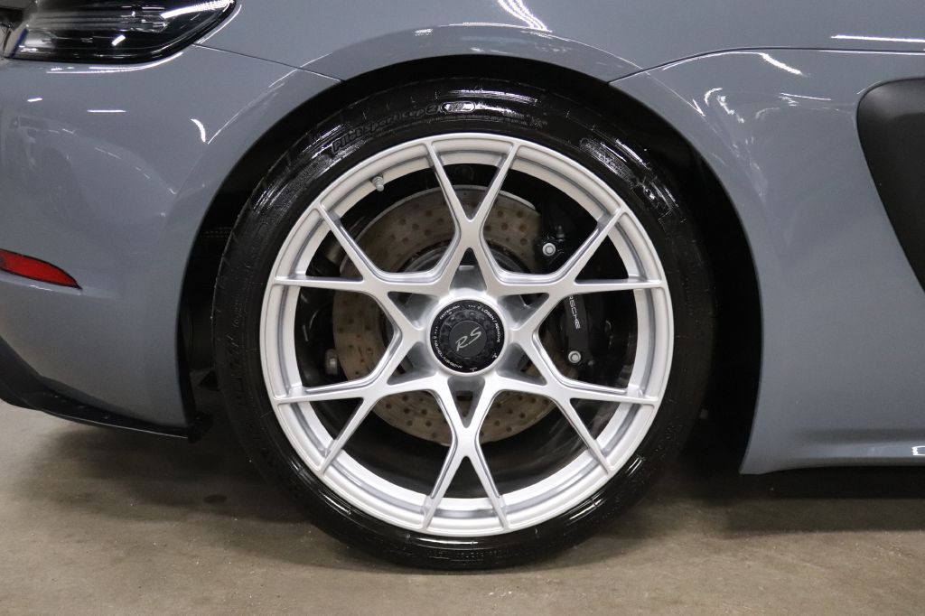 2023 Porsche Cayman Image 35