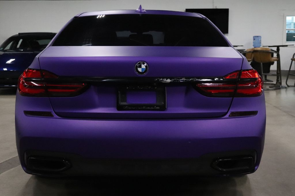 2017 BMW 7 Series Image 4
