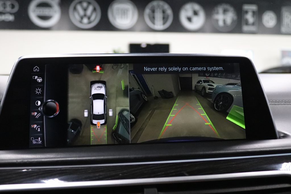 2017 BMW 7 Series Image 17