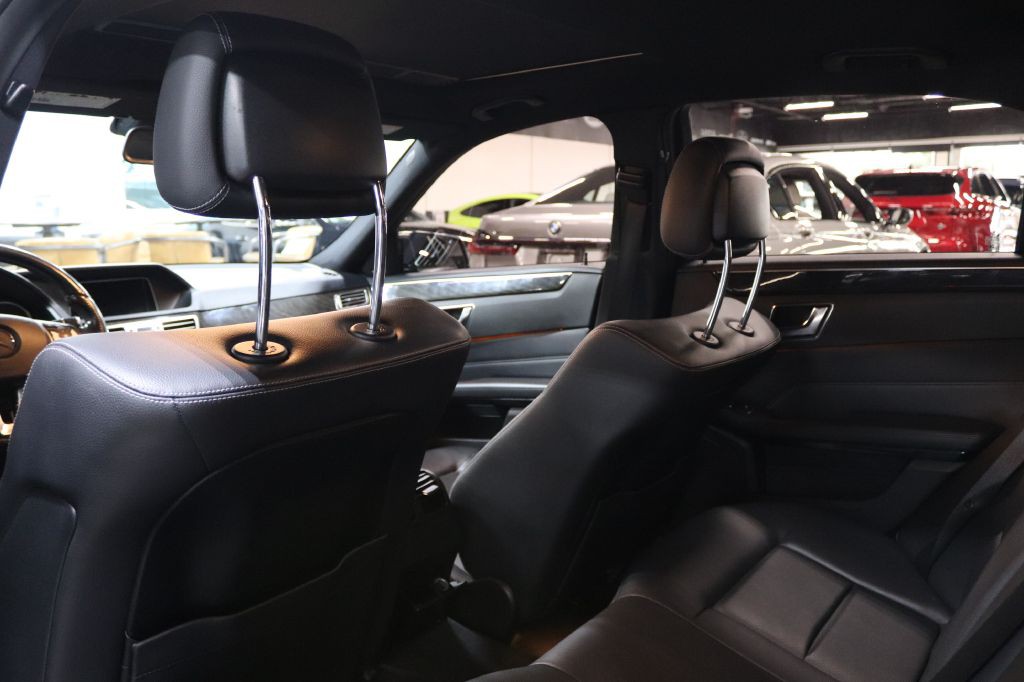 2016 Mercedes-Benz E-Class Image 19