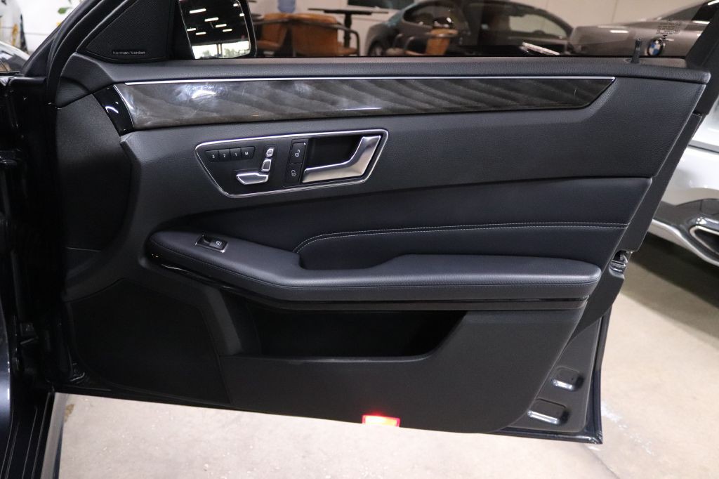 2016 Mercedes-Benz E-Class Image 25