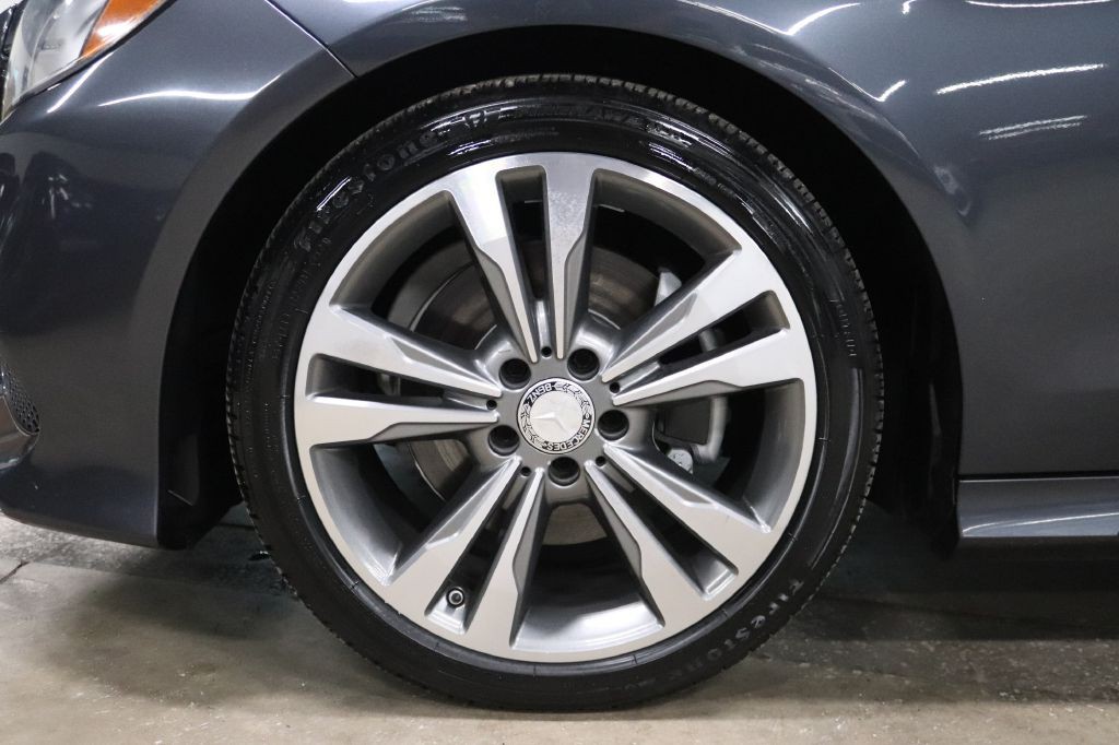2016 Mercedes-Benz E-Class Image 29