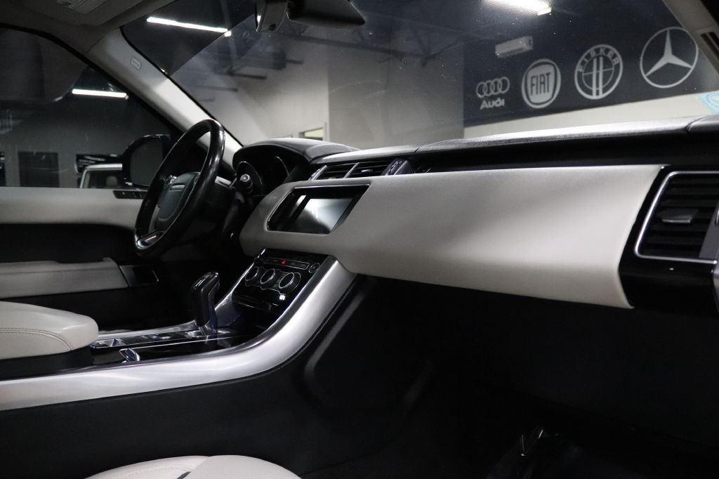 2016 Land Rover Range Rover Sport Image 28