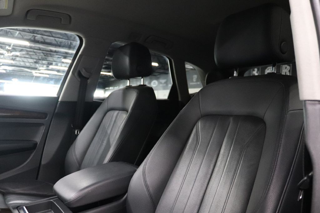 2019 Audi Q5 Image 11