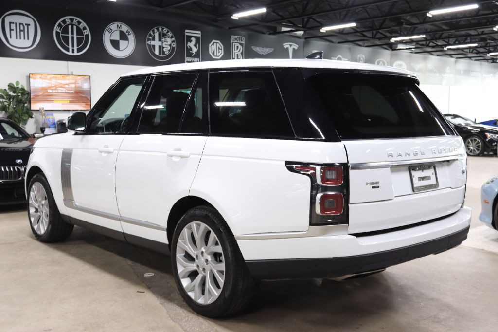 2021 Land Rover Range Rover Image 3