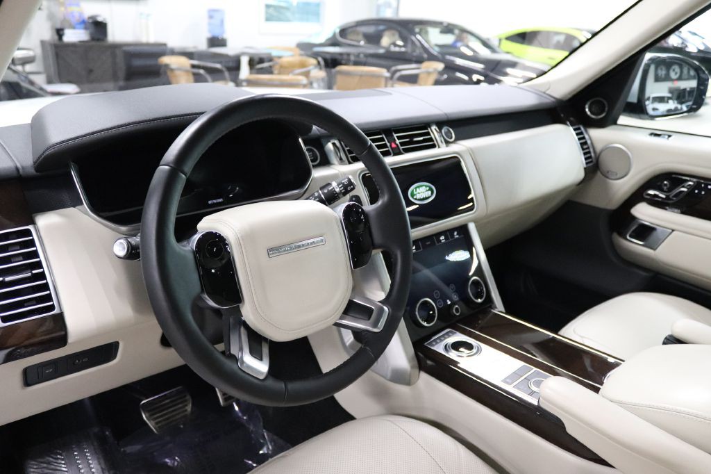 2021 Land Rover Range Rover Image 12