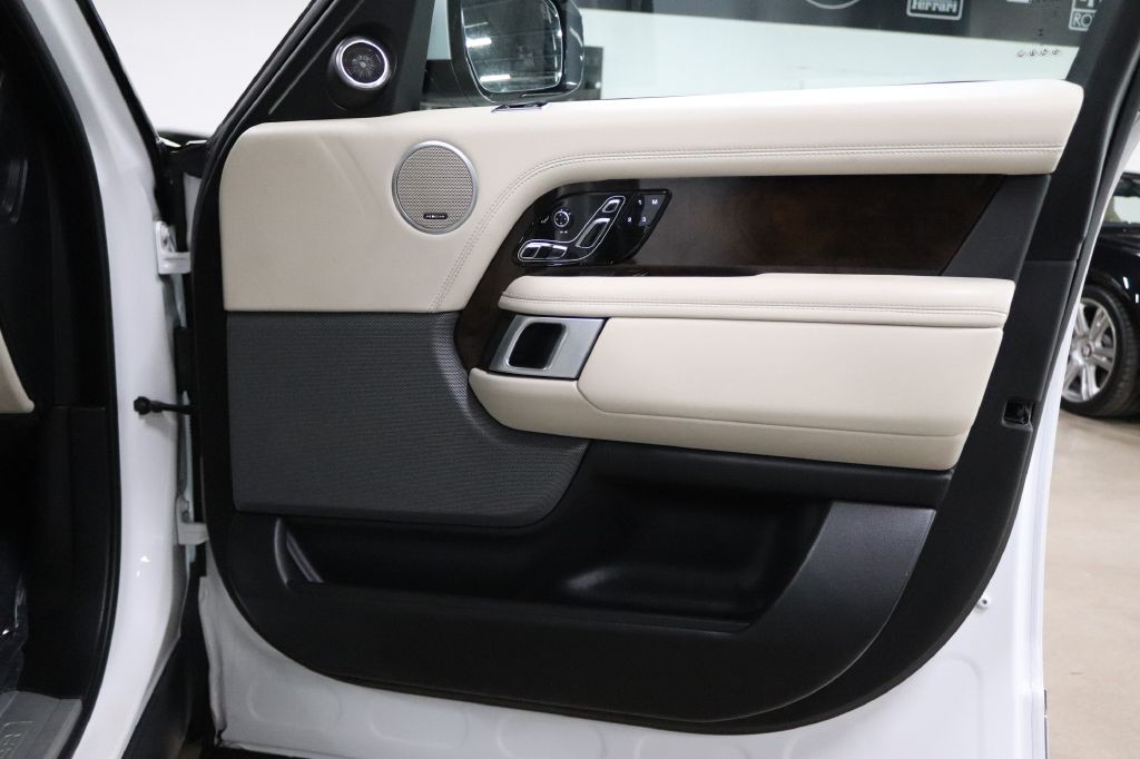 2021 Land Rover Range Rover Image 22