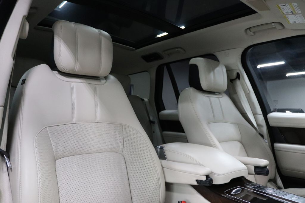 2021 Land Rover Range Rover Image 24