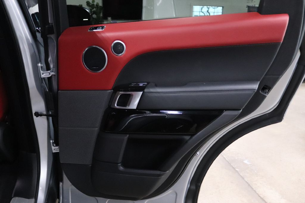 2021 Land Rover Range Rover Sport Image 17