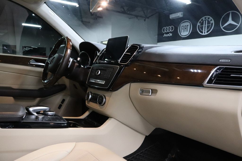 2018 Mercedes-Benz GLS-Class Image 32