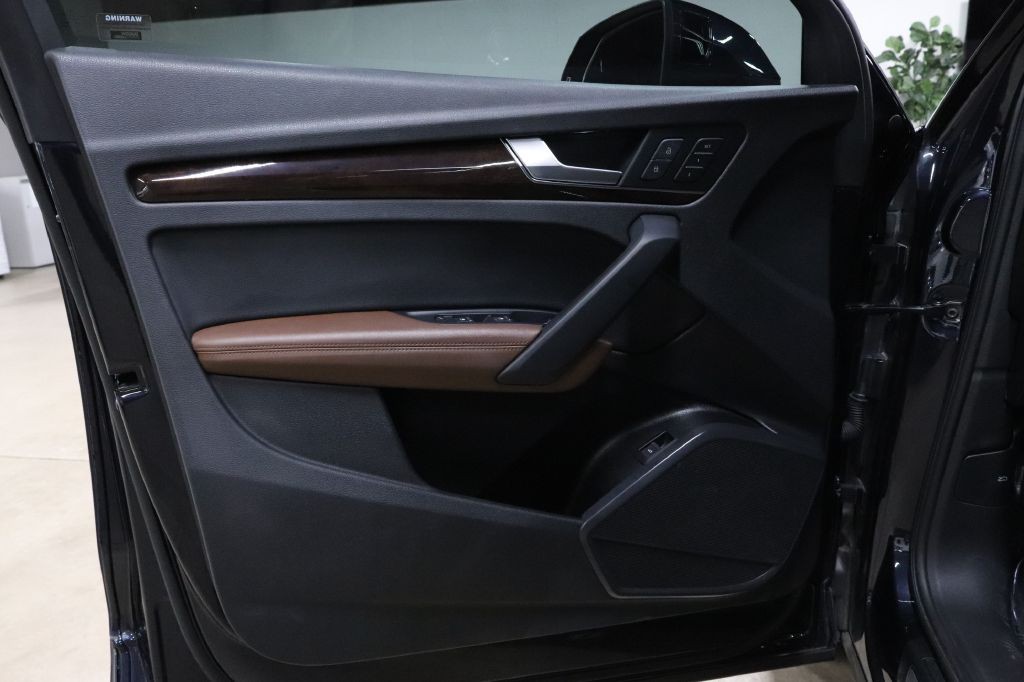 2020 Audi Q5 Image 9
